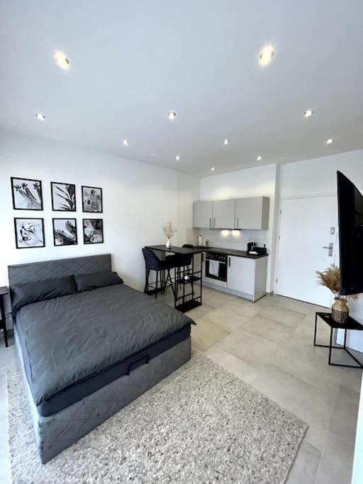 Bahnhofsapartment Loerrach Екстериор снимка